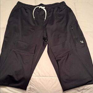 Men's Black Vuori Sunday Performance Jogger